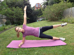 Un exercitiu yoga pe zi, imbunatateste postura coloanei in scolioza